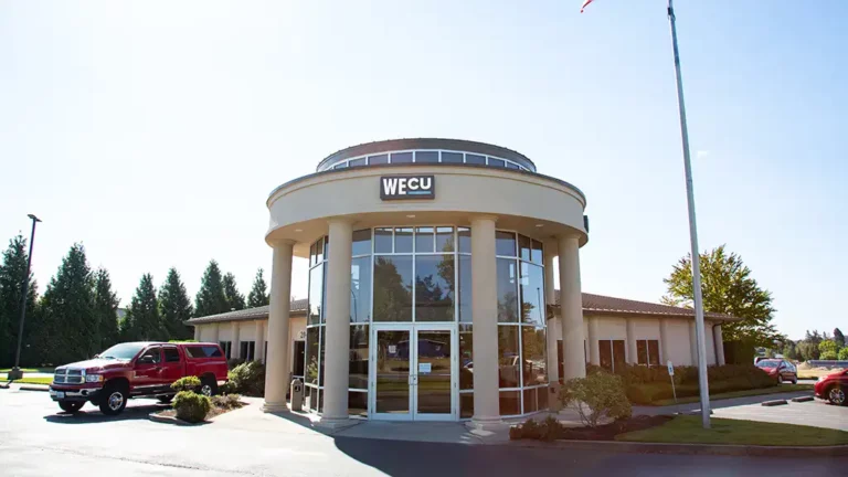 WECU Lynden location building